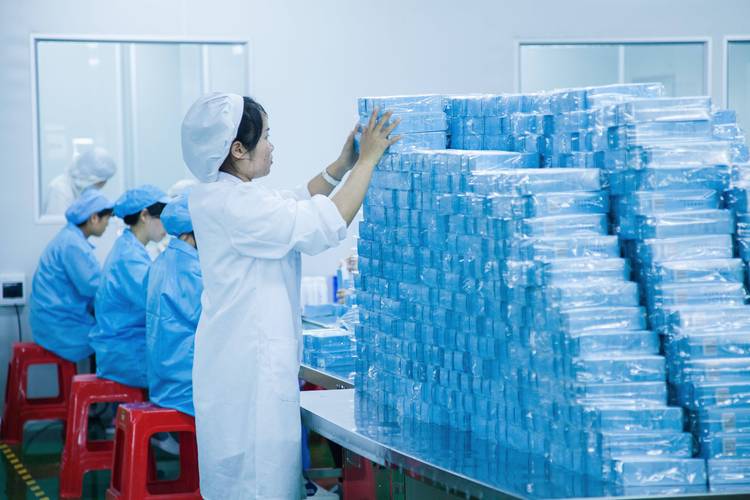 化妆品代加工行业的前沿趋势